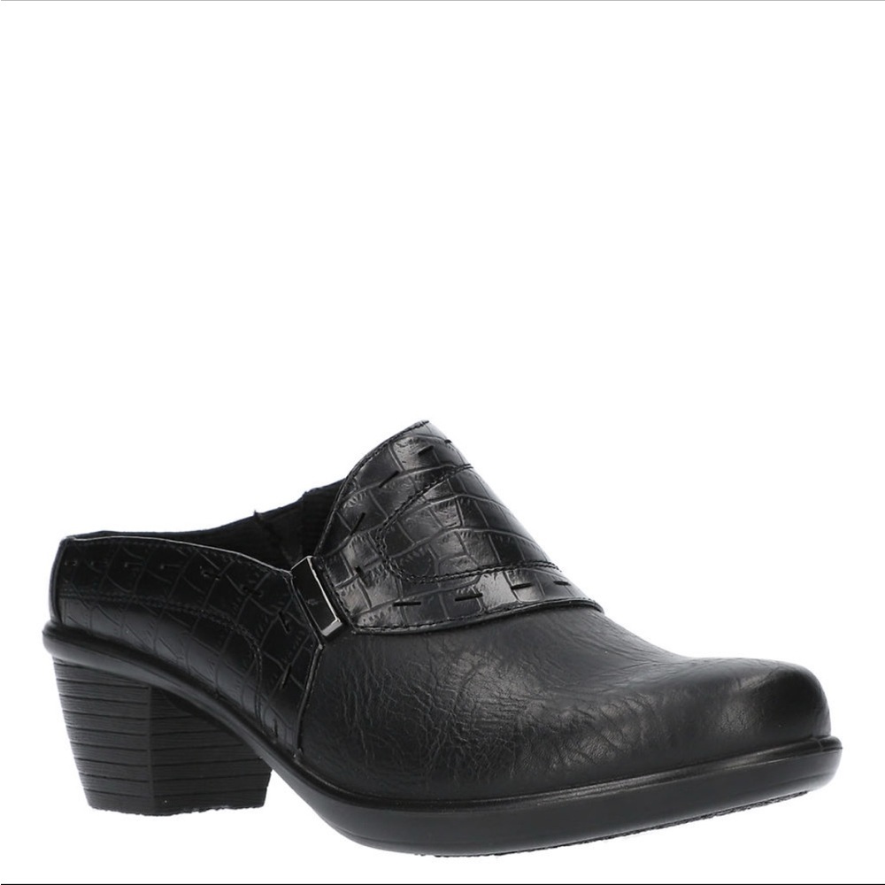 Easy Street Cynthia Women's Slip On Black Low Heel Office Comfort Wave Size 6